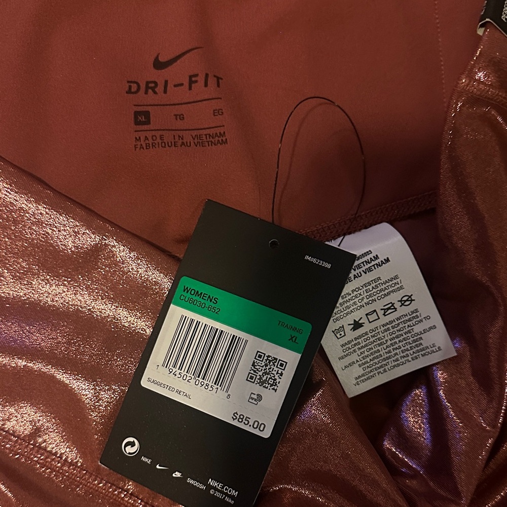 Nike Metallic Leggings - Picture 2 of 4